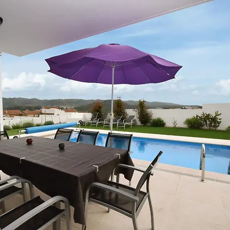 Casa vacanze Nazare For Surfing, Cleaning Included