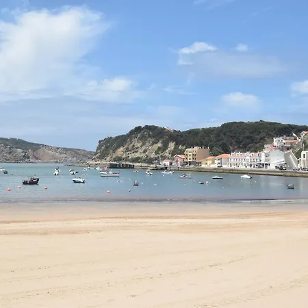 Casa vacanze Nazare For Surfing, Cleaning Included *