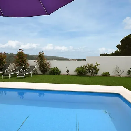 Nazare For Surfing, Cleaning Included Casa vacanze